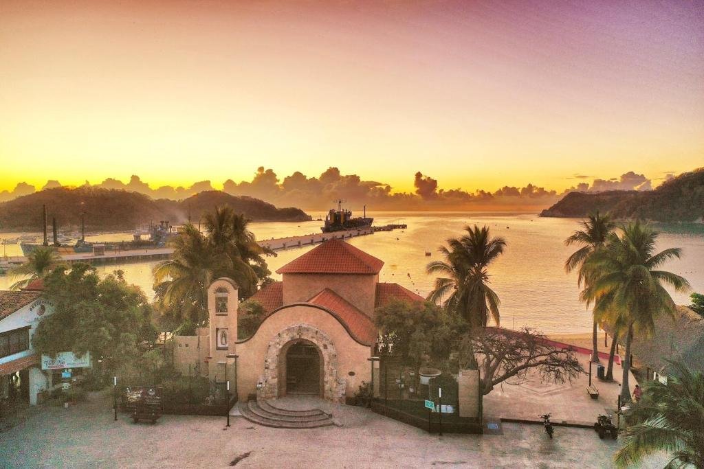 05 SANTA CRUZ HUATULCO