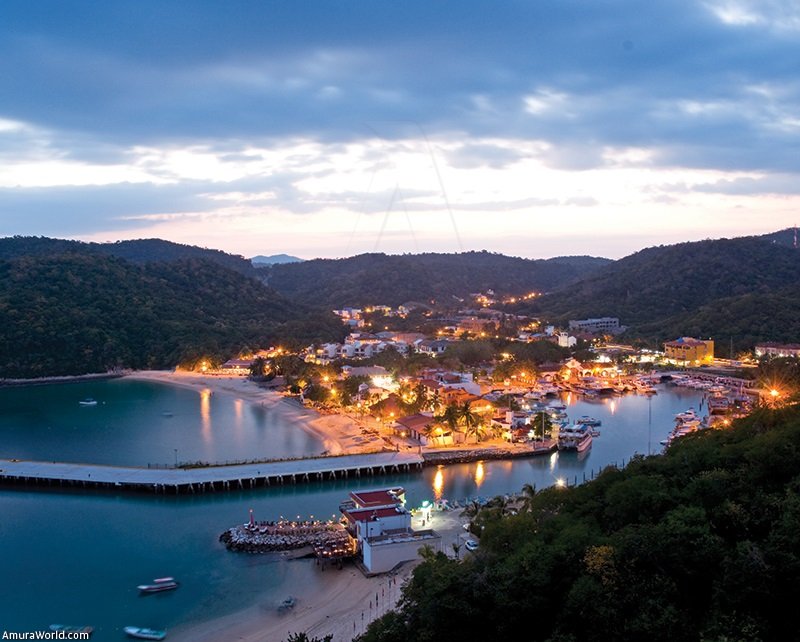 11 SANTA CRUZ HUATULCO