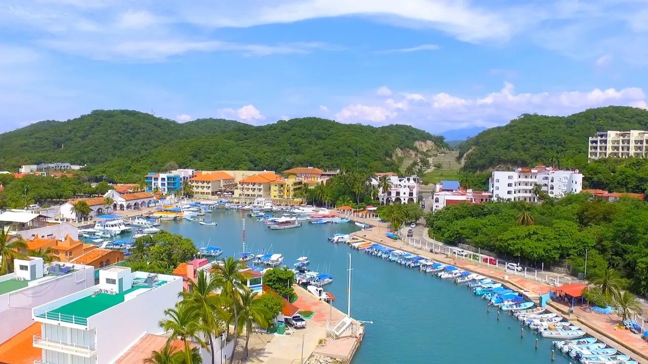 13 SANTA CRUZ HUATULCO